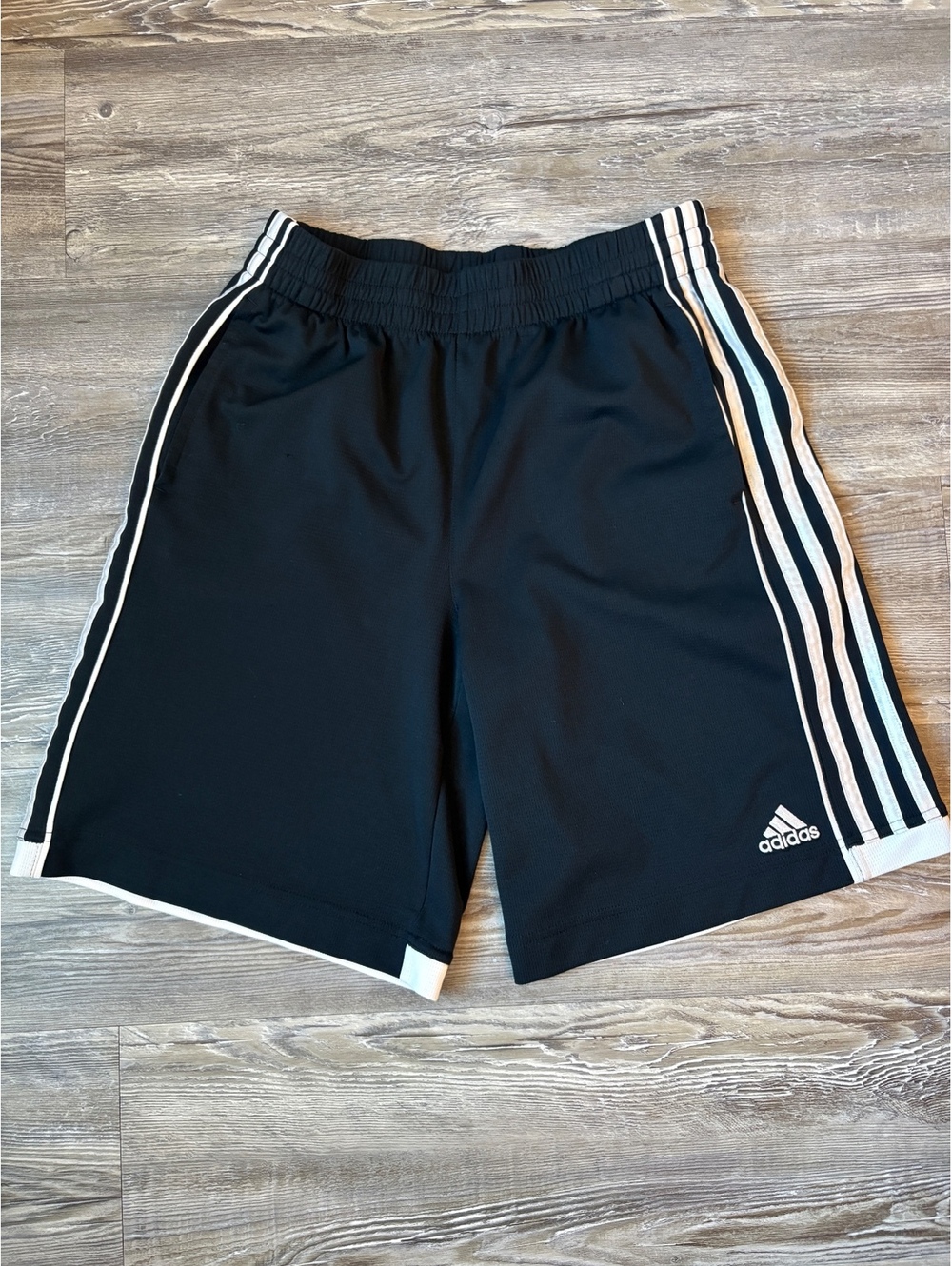 Adidas Women’s Black 3-Stripe Athletic Shorts Size XL 18/20